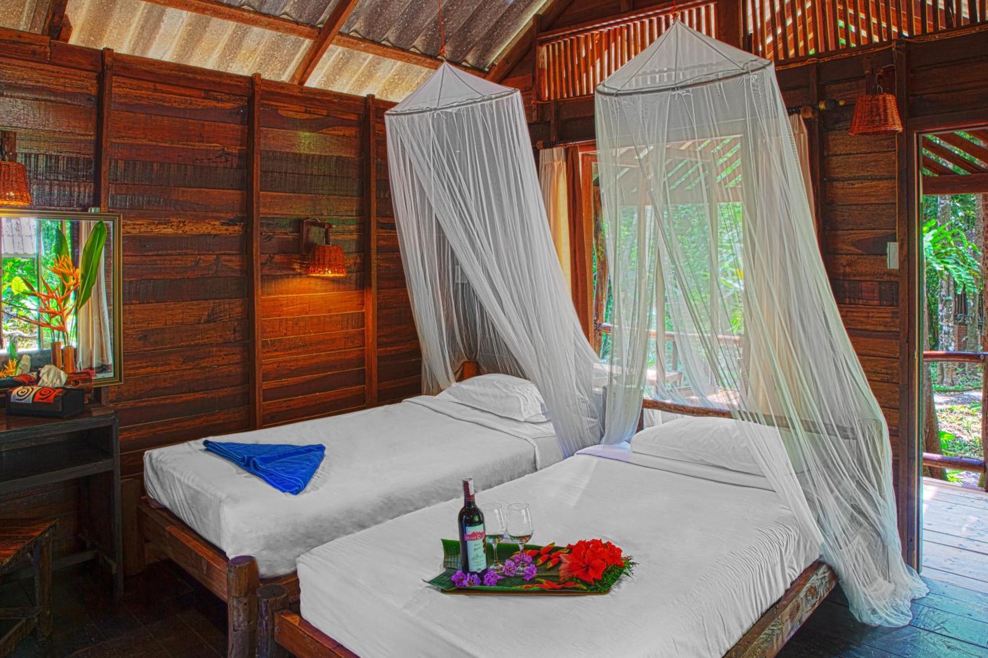 Khao Sok Riverside Cottages Khao Sok National Park Room photo